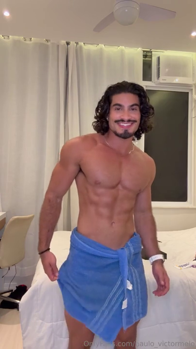 Paulo Victor Towel