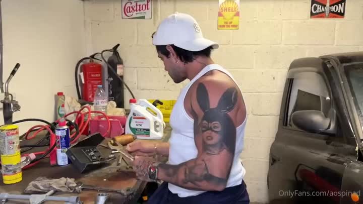 Aospinad Mechanic S Got A Big Ole Cock