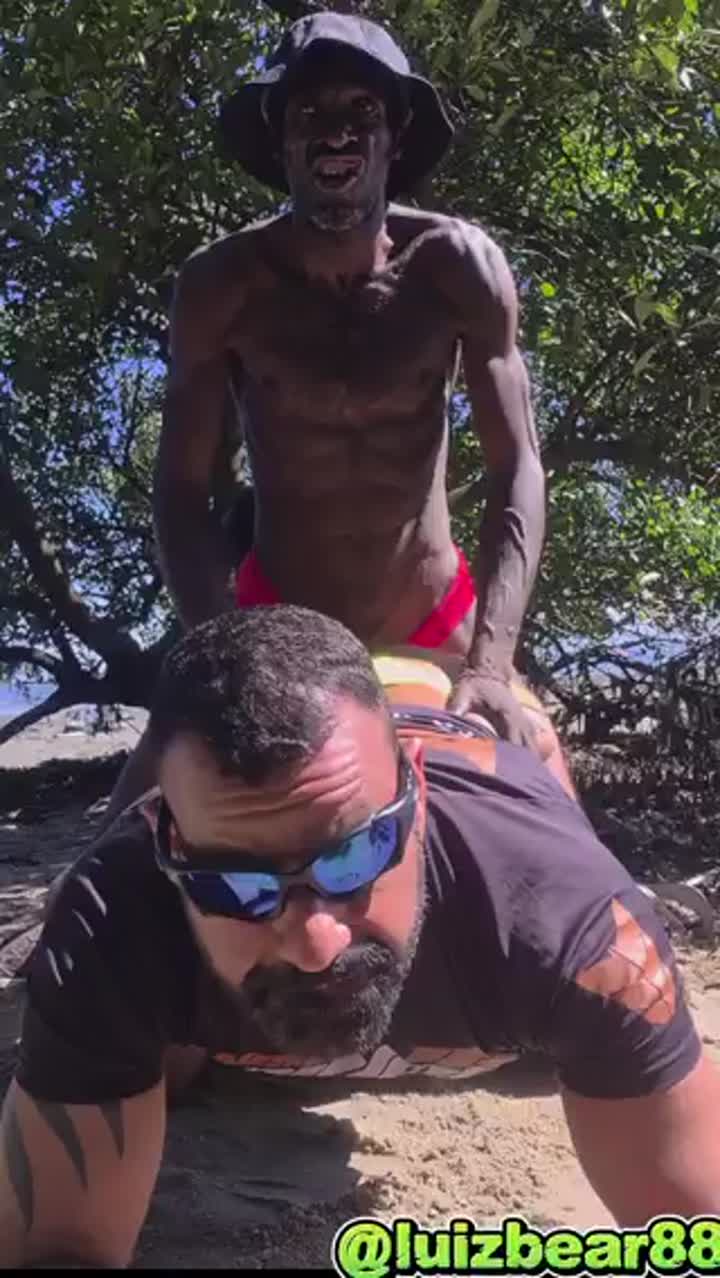 Gay Public Exhibitionists LuizBear BBC