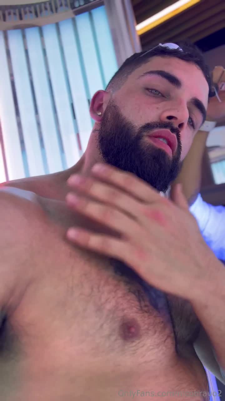 Nicolas.Bravo Chileno Solarium