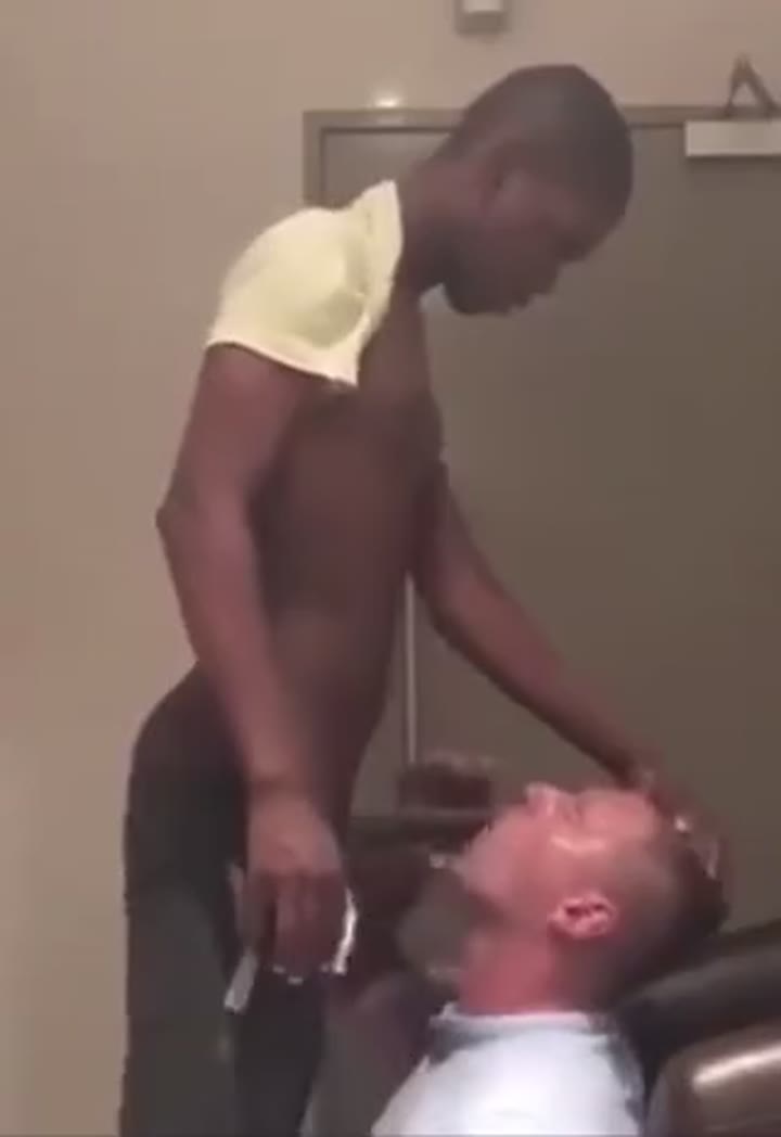 Yung Hood Uses Old White Dudes Mouth