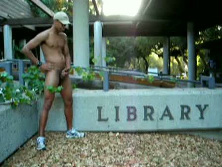 Outdoors & Public Sex Exhibitionists