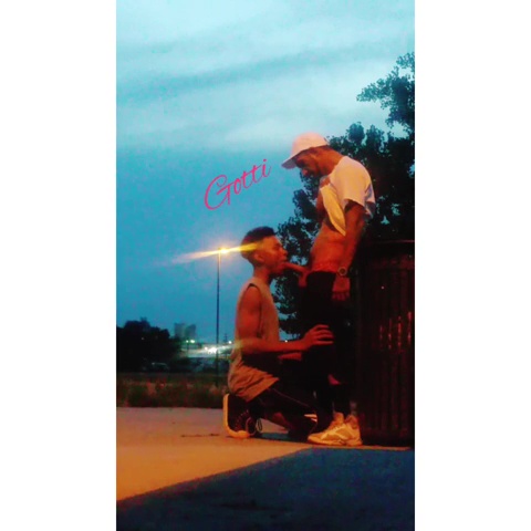 Guys With Cams